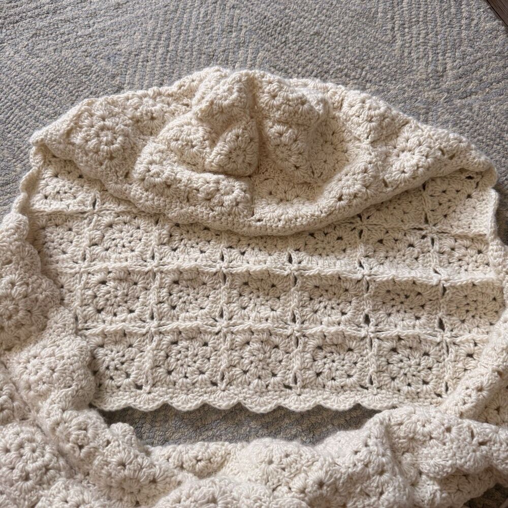 Free People Crochet Granny Square Hooded Scarf Boho Cottagecore Hippie Festival - Picture 5 of 7